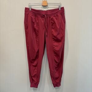 Lululemon Dance Studio Jogger Chianti - Plus Size: 14